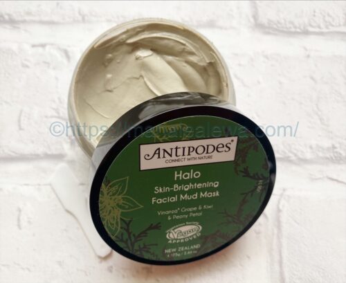 Antipodes-halo-skin-brightening-facial-mud-mask-texture